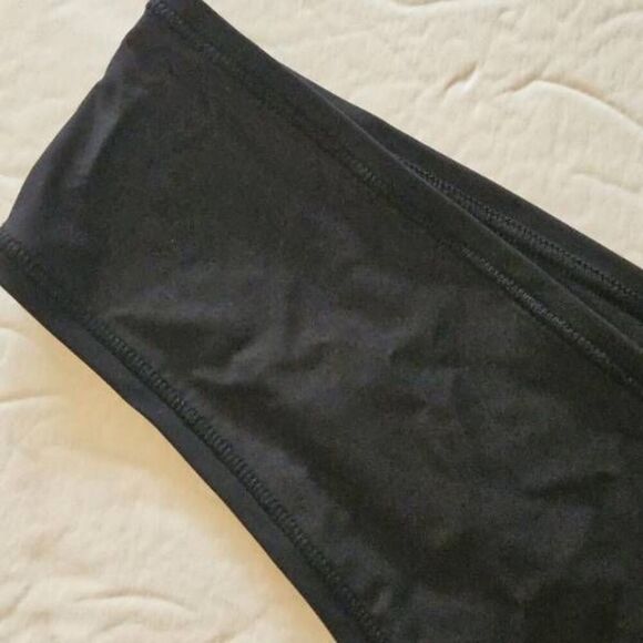 SKIMS V CUT PANTY NWT - Picture 2 of 8